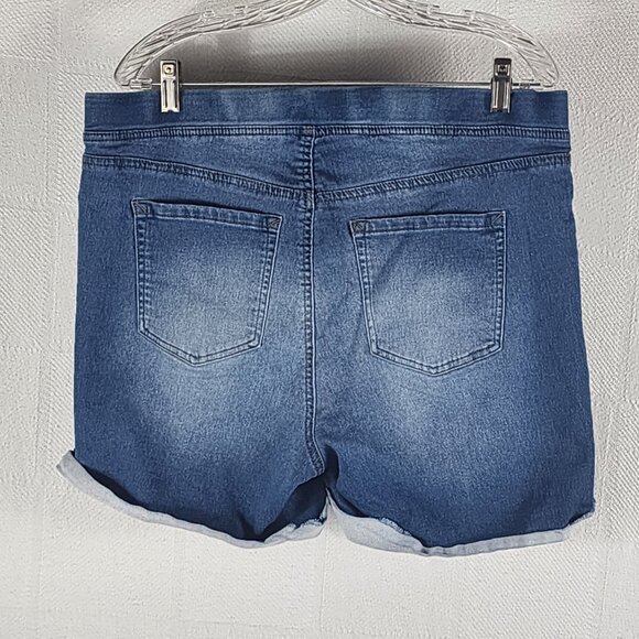 L.E.I. Medium Wash Faux Denim Cotton Poly Elastane Stretch Shorts Jr Plus Sz 1X - Picture 8 of 16
